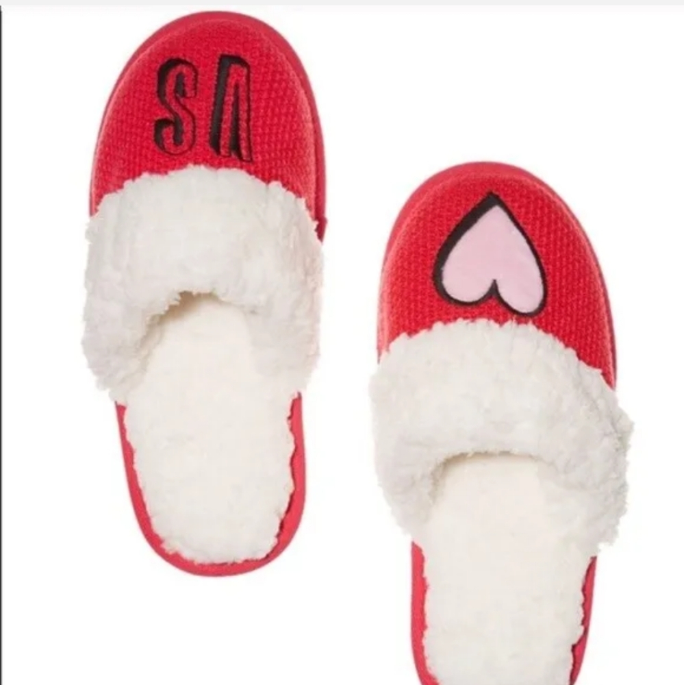 New VICTORIA'S SECRET COZY EMBROIDERED FAUX FUR SOFT CHERRY RED SLIPPERS size S